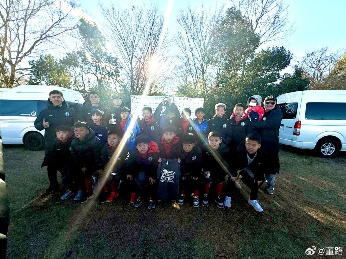  8戰(zhàn)全勝奪日本杯賽冠軍！中國(guó)足球小將發(fā)布感謝信