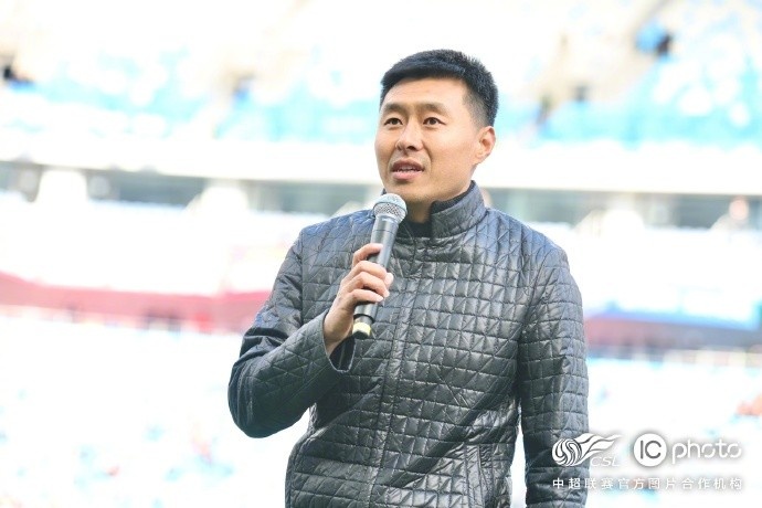  感謝姜寧和劉震理為中國足球、青島足球、青島海牛做出的貢獻(xiàn)