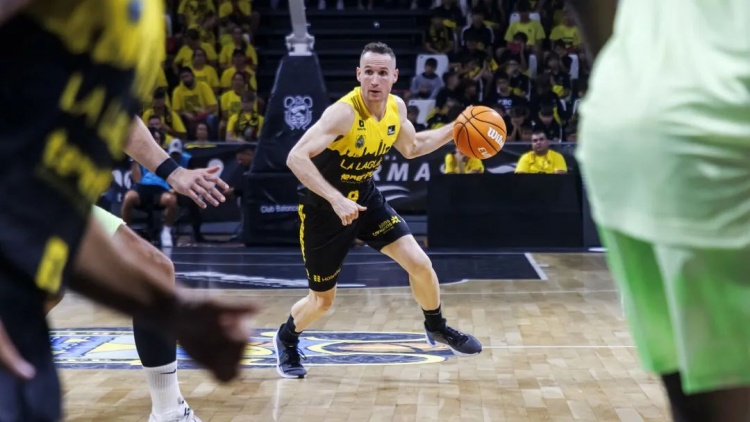  NBA初代老六，42歲進(jìn)入生涯巔峰？！