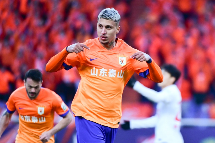  克雷桑：今天我們有理由慶祝，五外援對提升勝率會有非常大的幫助