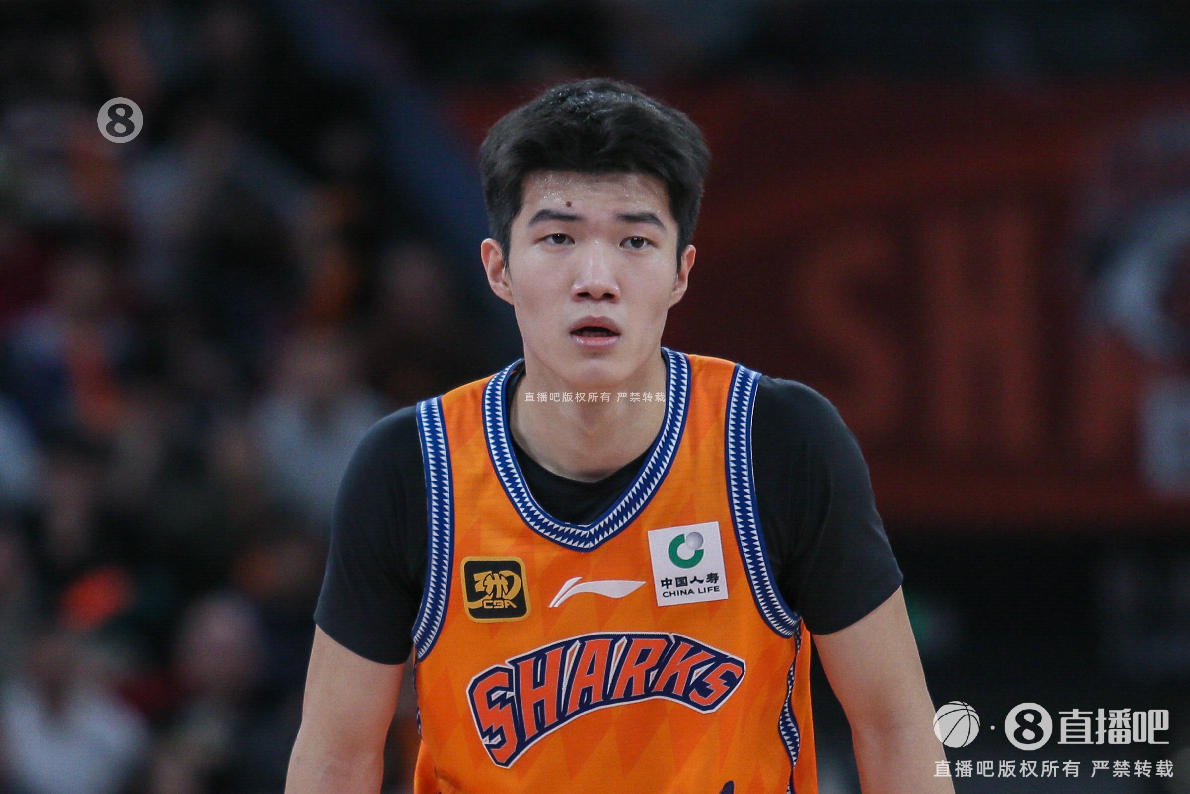  敢打敢拼！偰李永煒半場3投2中拿到5分2助0失誤 正負值達+12